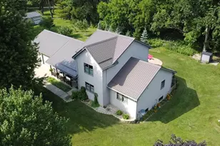 5352 N River Rd, Janesville, WI 53545 - Photo 63