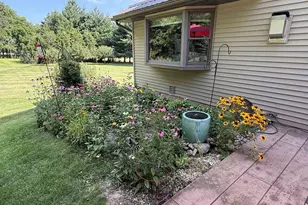 5352 N River Rd, Janesville, WI 53545 - Photo 73