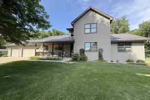 5352 N River Rd, Janesville, WI 53545 - Photo 3