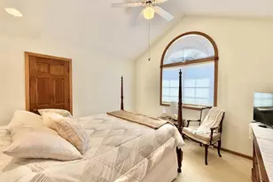 2078 Regal Oaks Ct, Beloit, WI 53511 - Photo 35