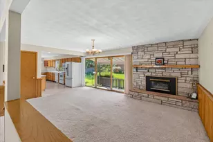 621 W Division St, Ridgeville, WI 53533 - Photo 11