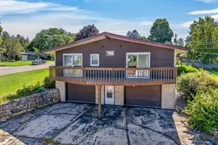 621 W Division St, Ridgeville, WI 53533 - Photo 43