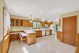 621 W Division St, Ridgeville, WI 53533 - Photo 17