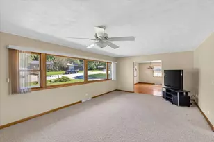 621 W Division St, Ridgeville, WI 53533 - Photo 7