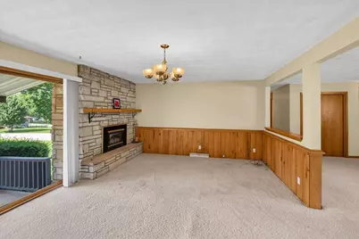 621 W Division Street, Ridgeville, WI 53533 - Photo 9