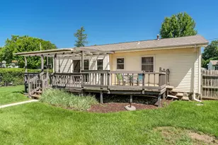 2026 Merrill St, Beloit, WI 53511 - Photo 5
