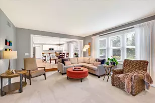 7101 Countrywood Ln, Madison, WI 53719 - Photo 9