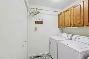 2 Oak Creek Trail, Madison, WI 53717 - Photo 25