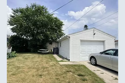 1805 Elm Avenue, Sheboygan, WI 53081 - Photo 17
