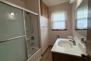 1805 Elm Ave, Sheboygan, WI 53081 - Photo 13