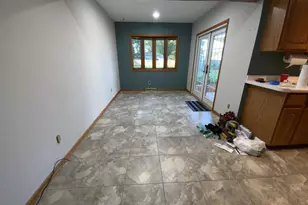 2017 Crestview St, Janesville, WI 53546 - Photo 15