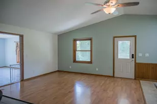 506 N Brooklyn Ave, Elroy, WI 53929 - Photo 19