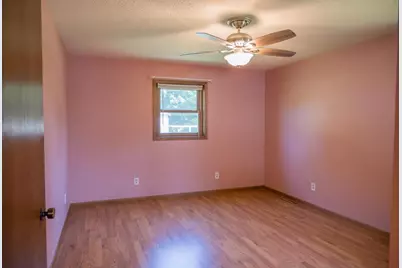 506 N Brooklyn Avenue, Elroy, WI 53929 - Photo 11