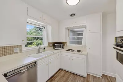 4834 Marathon Drive, Madison, WI 53705 - Photo 13