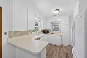 4834 Marathon Dr, Madison, WI 53705 - Photo 5