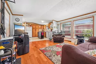 15941 Durand Ave, Racine, WI 53182 - Photo 5