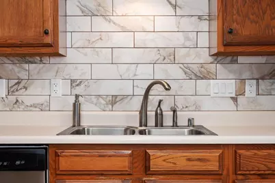 29 Newbury Circle, Madison, WI 53711 - Photo 7