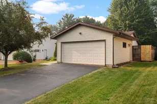 29 Newbury Cir, Madison, WI 53711 - Photo 29