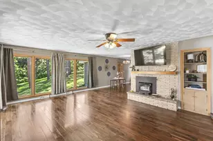 521 Wells St, Rio, WI 53960 - Photo 13