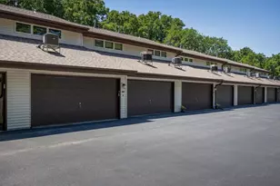 259 Ba-Wood Ln, Janesville, WI 53545 - Photo 7