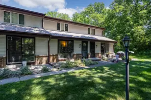259 Ba-Wood Ln, Janesville, WI 53545 - Photo 3