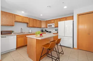3902 Maple Grove Dr, Madison, WI 53719 - Photo 7