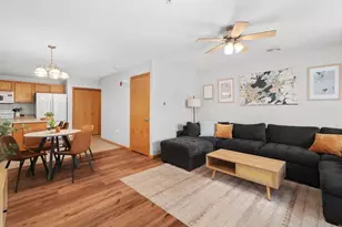 3902 Maple Grove Dr, Madison, WI 53719 - Photo 3