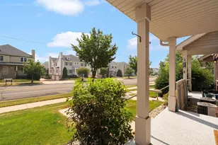 3902 Maple Grove Dr, Madison, WI 53719 - Photo 33