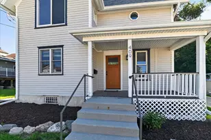 409 S 4th St, Stoughton, WI 53589 - Photo 3