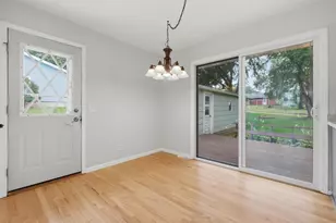 406 E Verleen Ave, Waunakee, WI 53597 - Photo 11