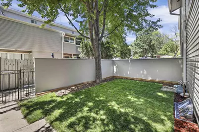 340 East Bluff, Madison, WI 53704 - Photo 9