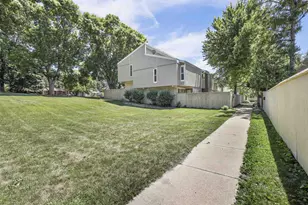 340 East Bluff, Madison, WI 53704 - Photo 5