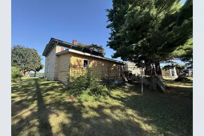 1009 W 3rd Avenue, Brodhead, WI 53520 - Photo 11