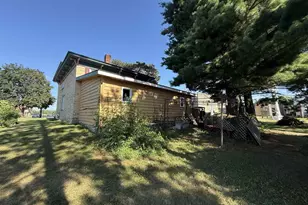 1009 W 3rd Ave, Brodhead, WI 53520 - Photo 11