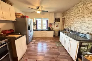 1009 W 3rd Ave, Brodhead, WI 53520 - Photo 19