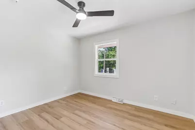 712 E Edgewater Street, Portage, WI 53901 - Photo 23