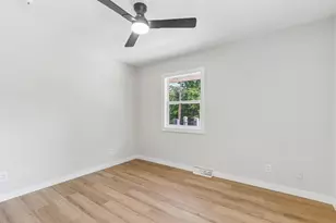 712 E Edgewater St, Portage, WI 53901 - Photo 23