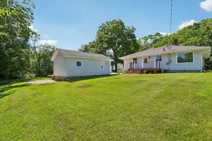 712 E Edgewater St, Portage, WI 53901 - Photo 39