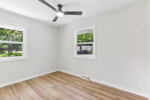 712 E Edgewater St, Portage, WI 53901 - Photo 19