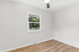 712 E Edgewater St, Portage, WI 53901 - Photo 21