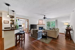 8530 Greenway Blvd, Middleton, WI 53562 - Photo 7