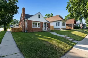 4576 N 40th St, Milwaukee, WI 53209 - Photo 3