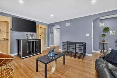 4576 N 40th Street, Milwaukee, WI 53209 - Photo 9
