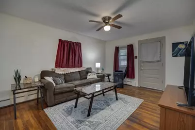 412 Clarence Street, Fort Atkinson, WI 53538 - Photo 7