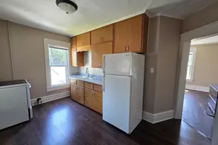 109 W Howard St, Portage, WI 53901 - Photo 25