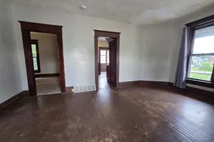 109 W Howard St, Portage, WI 53901 - Photo 5