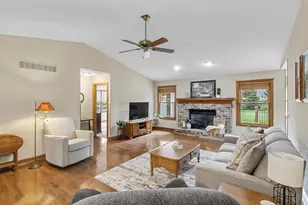 4195 S Satinwood Dr, Beloit, WI 53511 - Photo 3