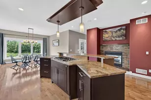 818 Pine Hill Dr, Madison, WI 53593 - Photo 11