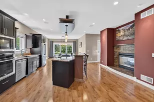 818 Pine Hill Dr, Madison, WI 53593 - Photo 13