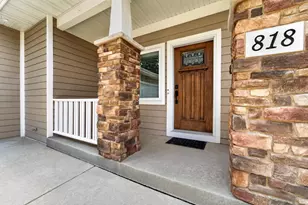 818 Pine Hill Dr, Verona, WI 53593 - Photo 1